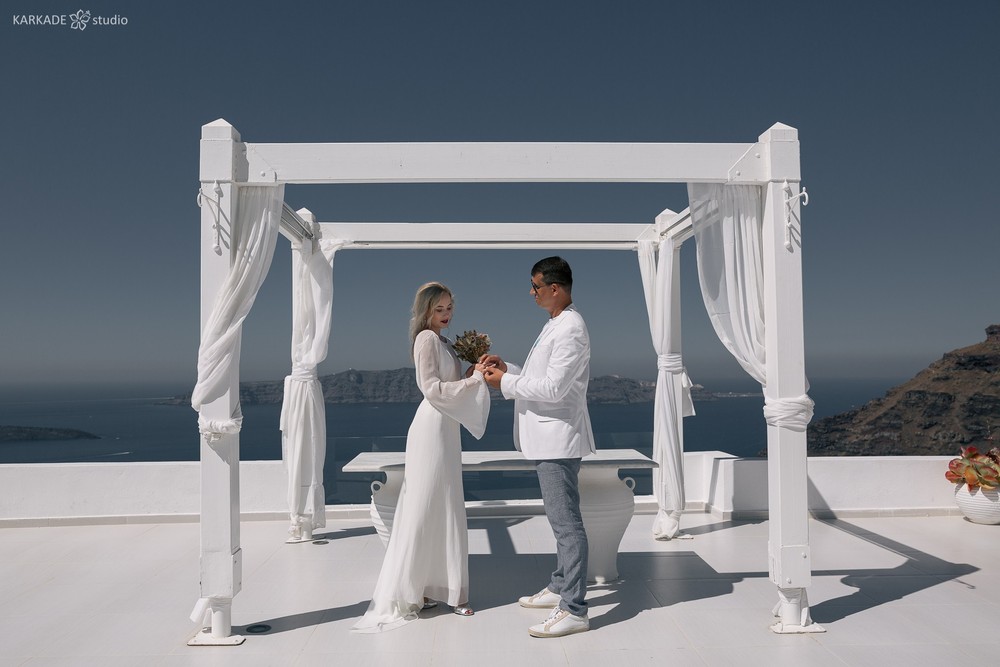 Xenia & Sergey in Santorini