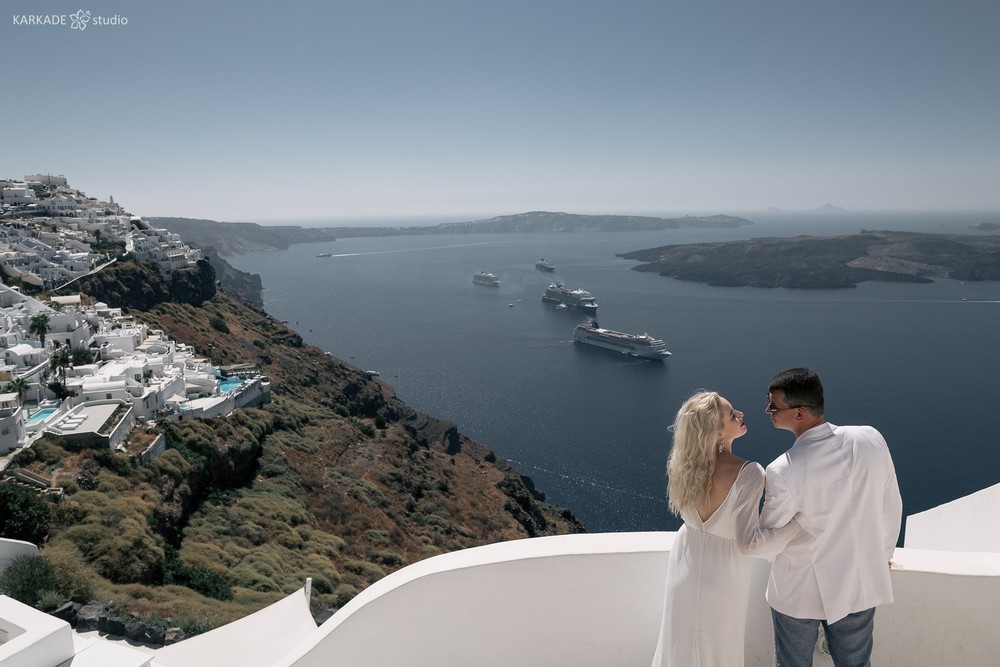 Xenia & Sergey in Santorini