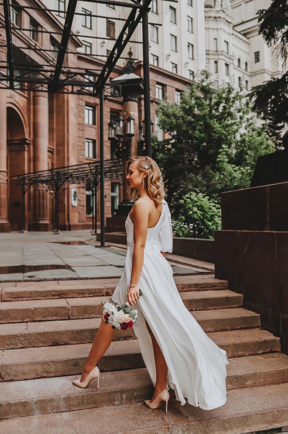 Портфолио - свадьбы - Свадебный стилист-визажист в Москве Ирина Плешакова - прически любой сложности, укладки, макияж в различных техниках. Услуги стилиста-визажиста на фотосессии.