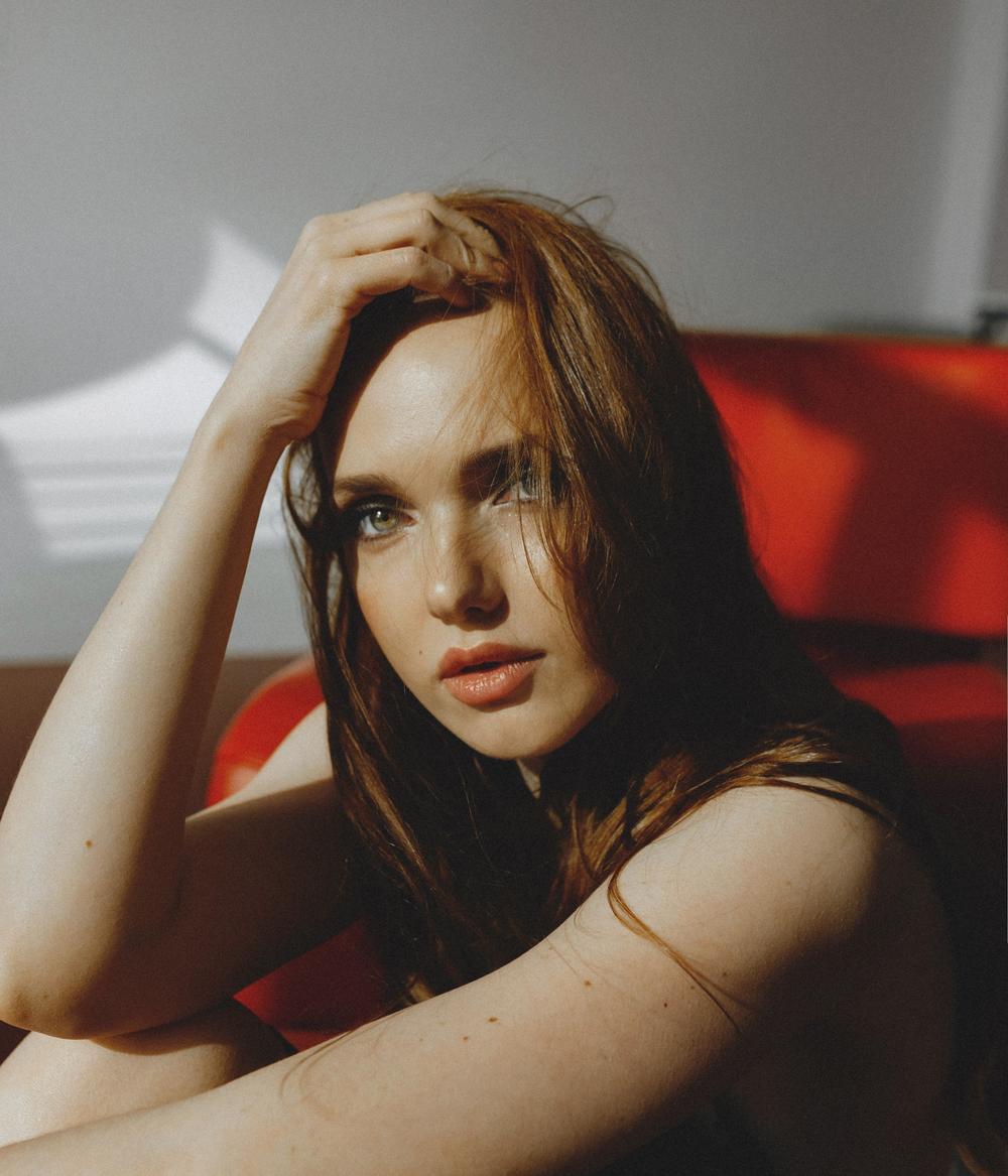 Портфолио - фотосессии - Стилист-визажист на фотосессию в Москве Ирина Плешакова - прически любой сложности, укладки, макияж в различных техниках. Выезд в фотостудию или на дом.