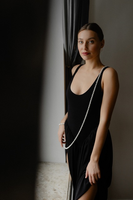 Портфолио - фотосессии - Стилист-визажист на фотосессию в Москве Ирина Плешакова - прически любой сложности, укладки, макияж в различных техниках. Выезд в фотостудию или на дом.