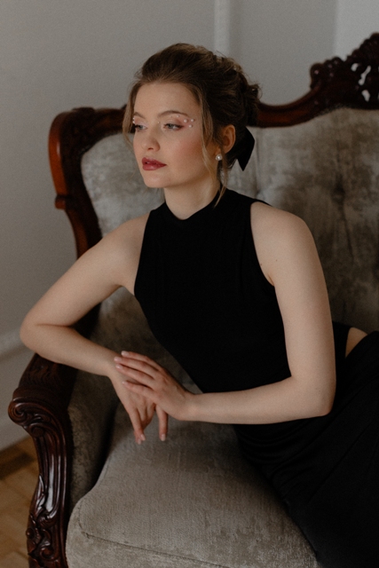 Портфолио - фотосессии - Стилист-визажист на фотосессию в Москве Ирина Плешакова - прически любой сложности, укладки, макияж в различных техниках. Выезд в фотостудию или на дом.