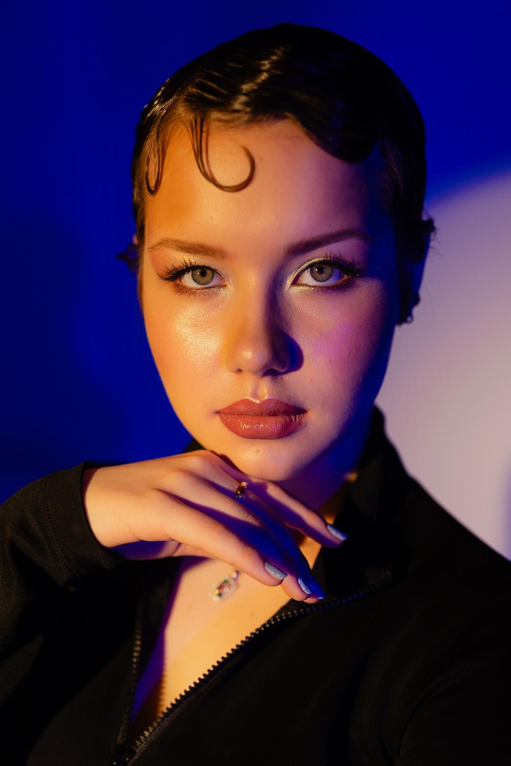 Портфолио - макияж  - Стилист-визажист в Москве Ирина Плешакова - прически любой сложности, укладки, макияж в различных техниках. Услуги стилиста-визажиста на фотосессию.