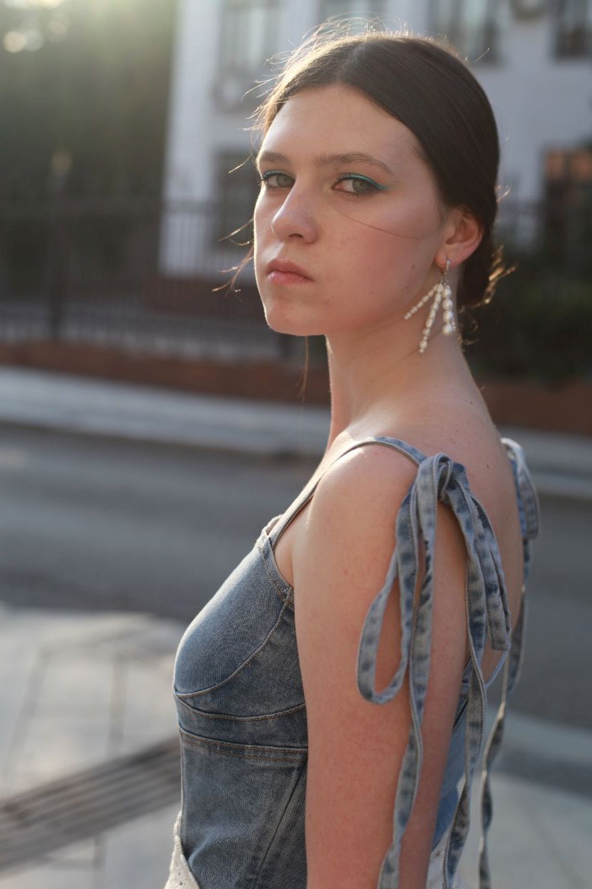 Портфолио - макияж  - Стилист-визажист в Москве Ирина Плешакова - прически любой сложности, укладки, макияж в различных техниках. Услуги стилиста-визажиста на фотосессию.