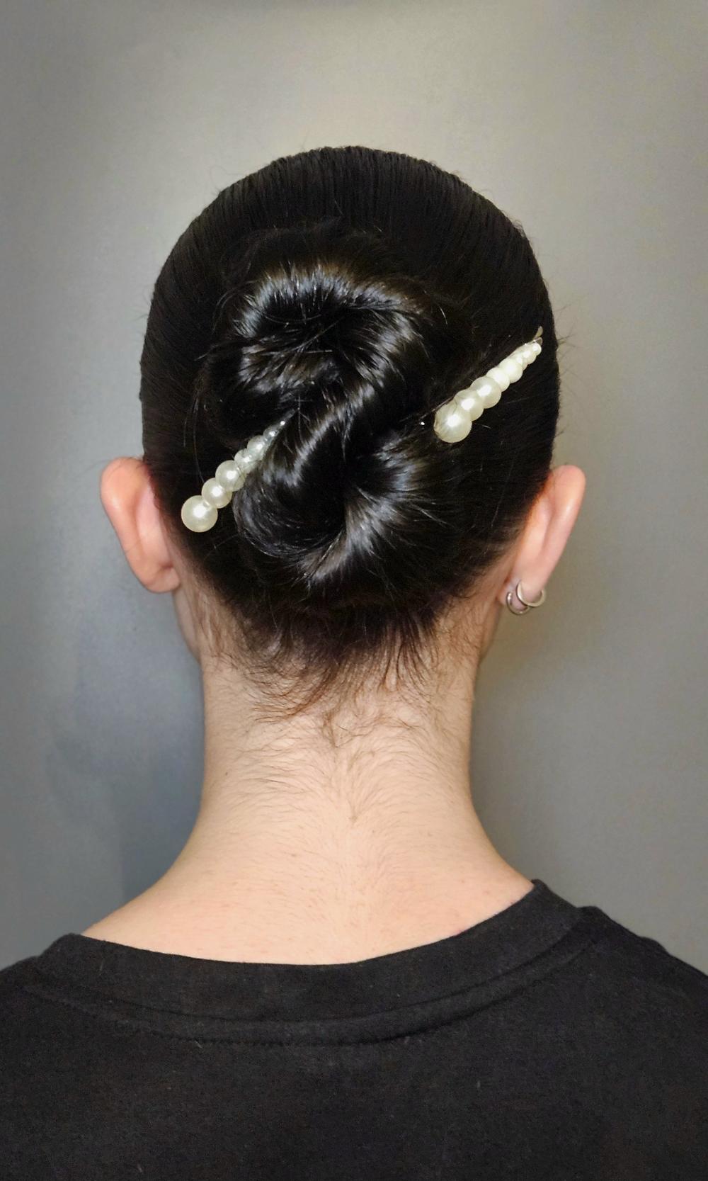 Портфолио - прически,укладки - Свадебный стилист-визажист в Москве Ирина Плешакова - вечерние прически любой сложности, укладки, макияж в различных техниках. Услуги стилиста-визажиста на фотосессии.