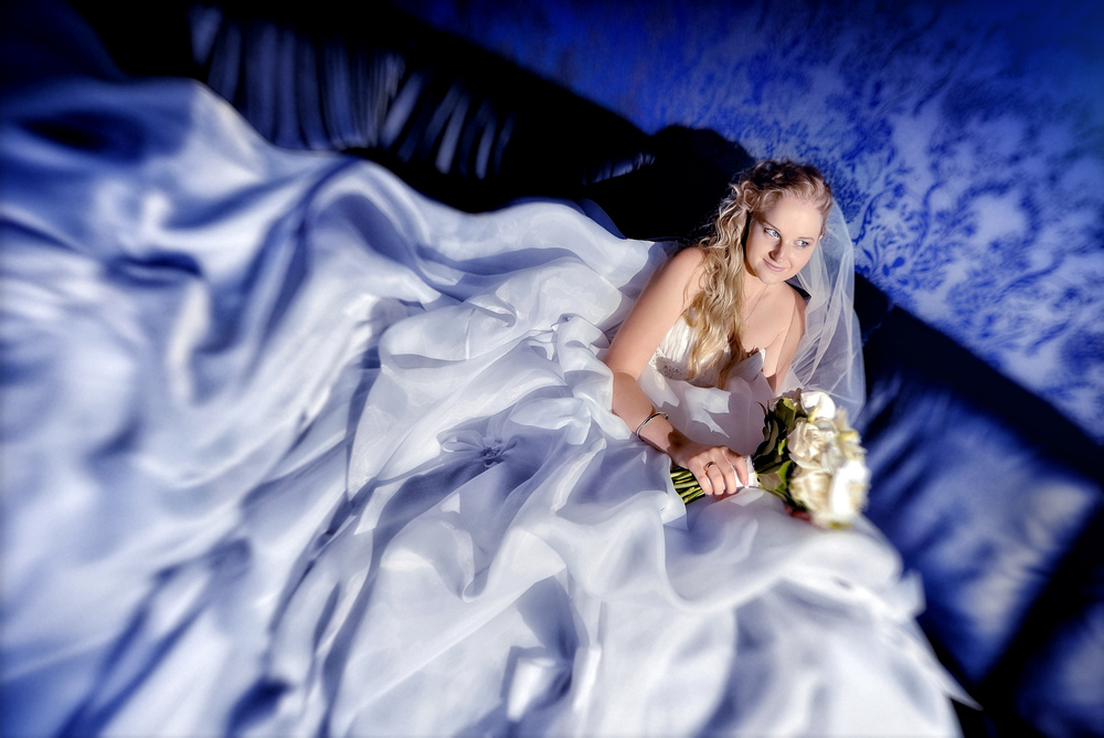 Favorites - Wedding / Свадебное фото - Самые яркие мгновения вашей жизни достойны самых лучших фотографий. Ольга Климахина, профессиональный свадебный и семейный фотограф, рада запечатлеть самые восхитительные моменты, чтобы сохранить их на будущее для вас и ваших детей - такими же прекрасными и живыми, как в реальности.