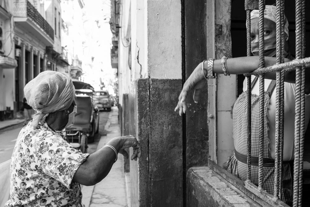 STREET - PEOPLE