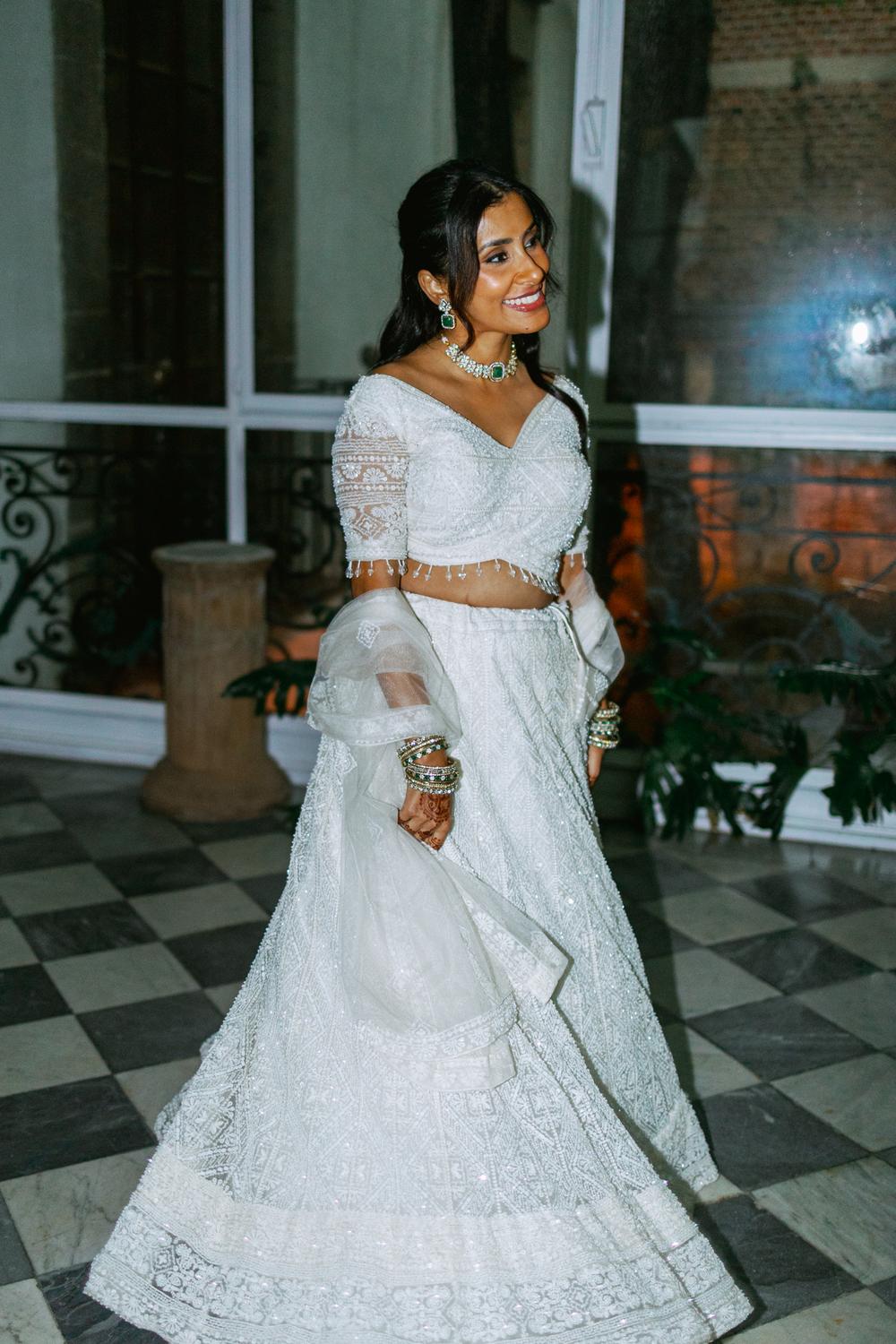 PORTFOLIO - Indian Wedding in Mexico - Indian wedding in Mexico, Wedding photographer Mexico,wedding photographer Canada,wedding photographer Toronto,wedding photographer Cancun,wedding photographer Tulum, wedding photographer Playa del Carmen,wedding photographer Puerto Vallarta, wedding photographer Buenos Aires Fotografía de bodas profesional en la Ciudad de México (CDMX). Capturando tus momentos más hermosos. ¡Mira mi portafolio y precios en el sitio web!