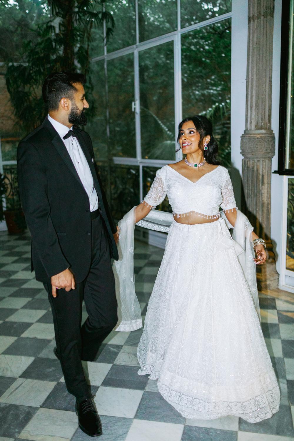 PORTFOLIO - Indian Wedding in Mexico - Indian wedding in Mexico, Wedding photographer Mexico,wedding photographer Canada,wedding photographer Toronto,wedding photographer Cancun,wedding photographer Tulum, wedding photographer Playa del Carmen,wedding photographer Puerto Vallarta, wedding photographer Buenos Aires Fotografía de bodas profesional en la Ciudad de México (CDMX). Capturando tus momentos más hermosos. ¡Mira mi portafolio y precios en el sitio web!