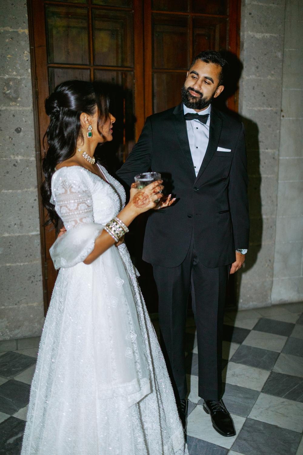 PORTFOLIO - Indian Wedding in Mexico - Indian wedding in Mexico, Wedding photographer Mexico,wedding photographer Canada,wedding photographer Toronto,wedding photographer Cancun,wedding photographer Tulum, wedding photographer Playa del Carmen,wedding photographer Puerto Vallarta, wedding photographer Buenos Aires Fotografía de bodas profesional en la Ciudad de México (CDMX). Capturando tus momentos más hermosos. ¡Mira mi portafolio y precios en el sitio web!