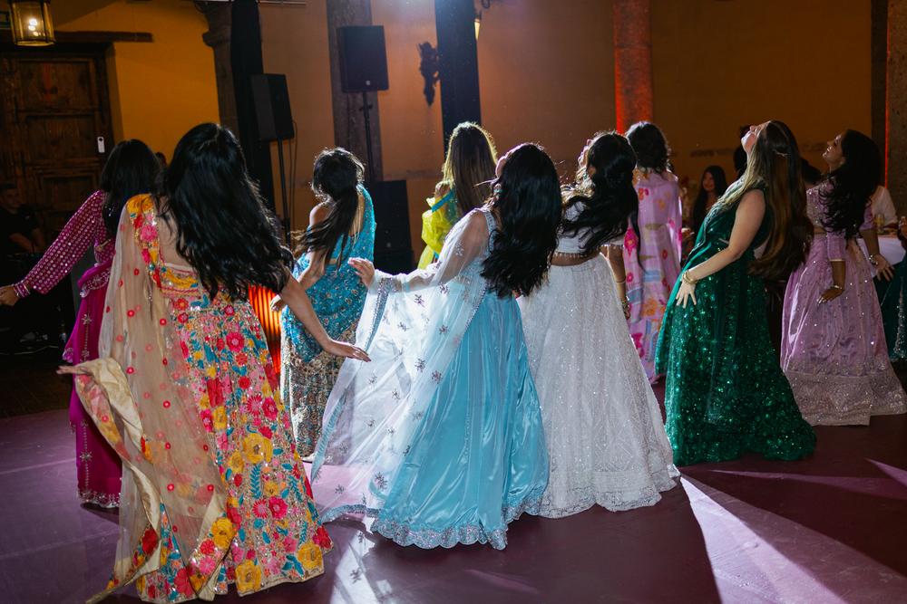 PORTFOLIO - Indian Wedding in Mexico - Indian wedding in Mexico, Wedding photographer Mexico,wedding photographer Canada,wedding photographer Toronto,wedding photographer Cancun,wedding photographer Tulum, wedding photographer Playa del Carmen,wedding photographer Puerto Vallarta, wedding photographer Buenos Aires Fotografía de bodas profesional en la Ciudad de México (CDMX). Capturando tus momentos más hermosos. ¡Mira mi portafolio y precios en el sitio web!