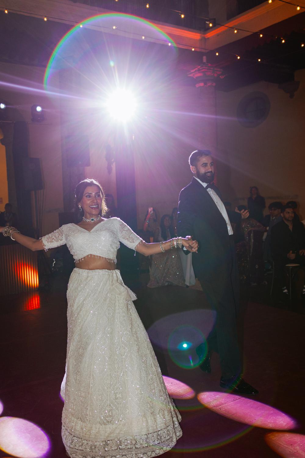 PORTFOLIO - Indian Wedding in Mexico - Indian wedding in Mexico, Wedding photographer Mexico,wedding photographer Canada,wedding photographer Toronto,wedding photographer Cancun,wedding photographer Tulum, wedding photographer Playa del Carmen,wedding photographer Puerto Vallarta, wedding photographer Buenos Aires Fotografía de bodas profesional en la Ciudad de México (CDMX). Capturando tus momentos más hermosos. ¡Mira mi portafolio y precios en el sitio web!