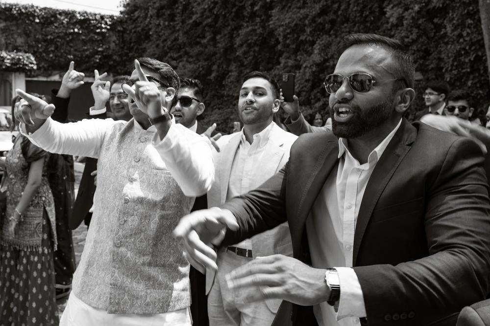 PORTFOLIO - Indian Wedding in Mexico - Indian wedding in Mexico, Wedding photographer Mexico,wedding photographer Canada,wedding photographer Toronto,wedding photographer Cancun,wedding photographer Tulum, wedding photographer Playa del Carmen,wedding photographer Puerto Vallarta, wedding photographer Buenos Aires Fotografía de bodas profesional en la Ciudad de México (CDMX). Capturando tus momentos más hermosos. ¡Mira mi portafolio y precios en el sitio web!