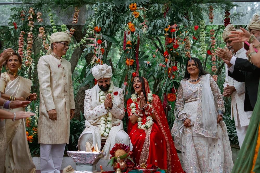 PORTFOLIO - Indian Wedding in Mexico - Indian wedding in Mexico, Wedding photographer Mexico,wedding photographer Canada,wedding photographer Toronto,wedding photographer Cancun,wedding photographer Tulum, wedding photographer Playa del Carmen,wedding photographer Puerto Vallarta, wedding photographer Buenos Aires Fotografía de bodas profesional en la Ciudad de México (CDMX). Capturando tus momentos más hermosos. ¡Mira mi portafolio y precios en el sitio web!