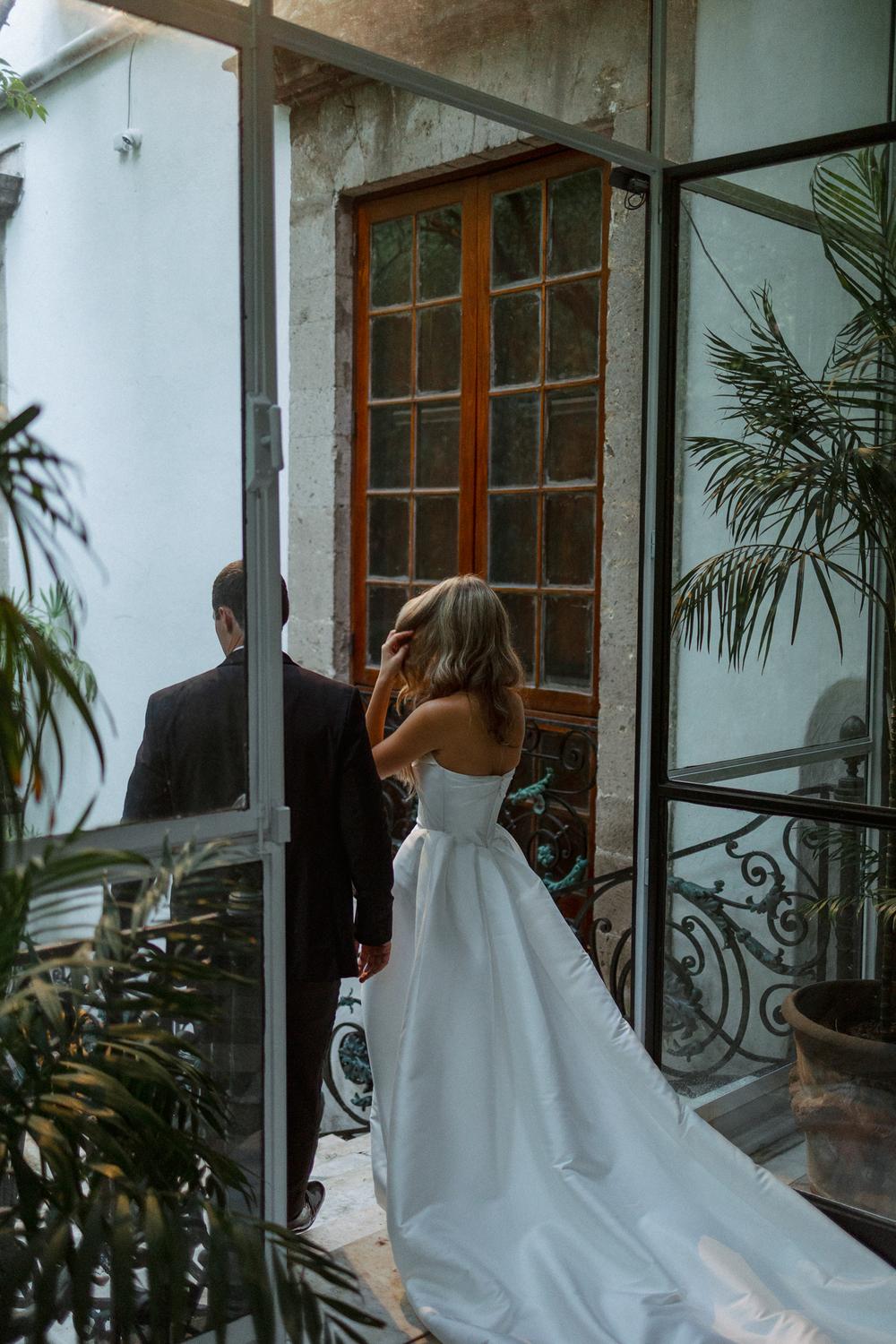 PORTFOLIO - Paola and John/ Mexico - Wedding photographer Mexico,wedding photographer Canada,wedding photographer Toronto,wedding photographer Cancun,wedding photographer Tulum, wedding photographer Playa del Carmen,wedding photographer Puerto Vallarta, wedding photographer Buenos Aires