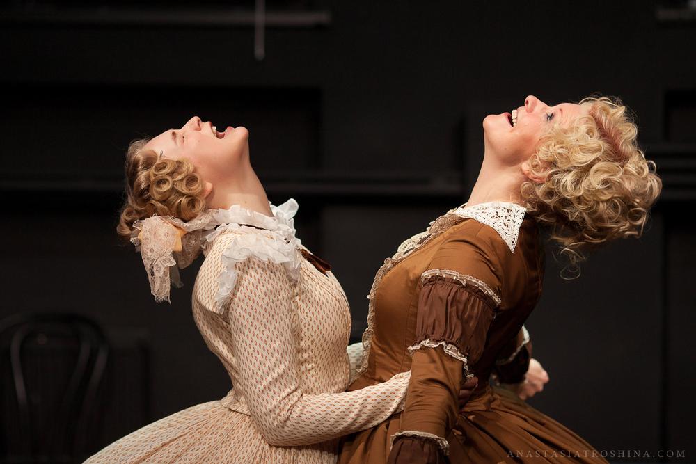 Марина Кондратьева, Екатерина Девкина, спектакль Замужняя невеста