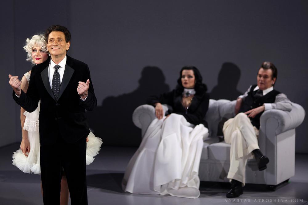 ОБРАТНАЯ СТОРОНА МЕДАЛИ