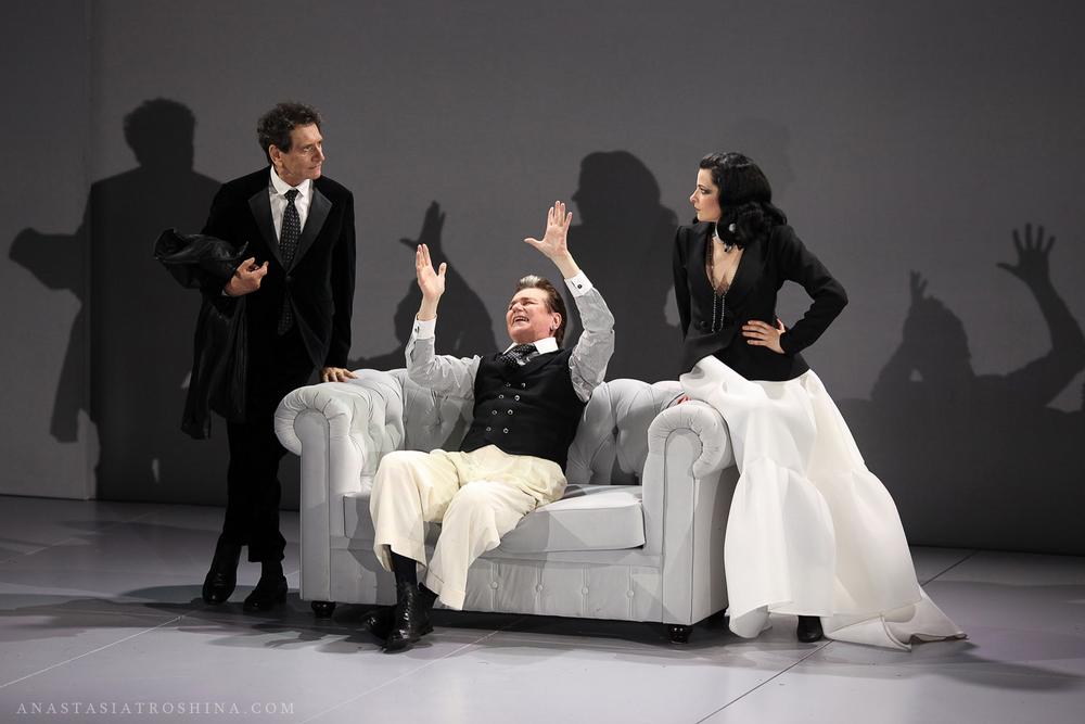 ОБРАТНАЯ СТОРОНА МЕДАЛИ