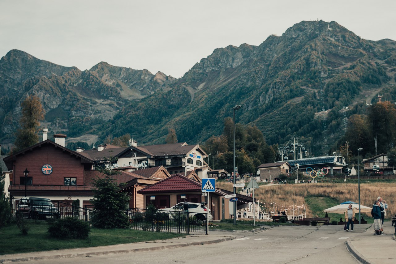 https://alexandrakorotaeva.ru/blog/sochi-october