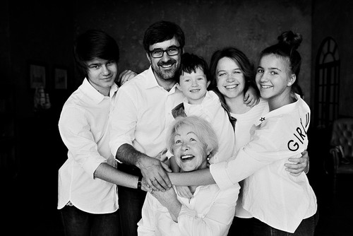 СТУДИЯ ЖЕНСКОЙ И СЕМЕЙНОЙ ФОТОГРАФИИ