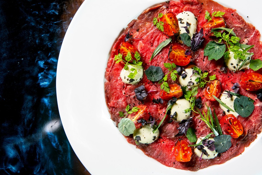 Food and Drinks - Larionov Gril & Bar