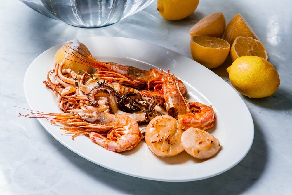Food and Drinks - Ресторан OliOli