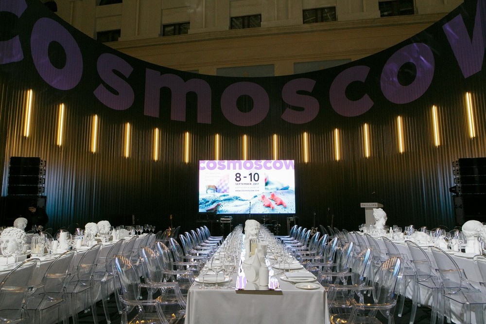 Food and Drinks - Catering Cosmoscow