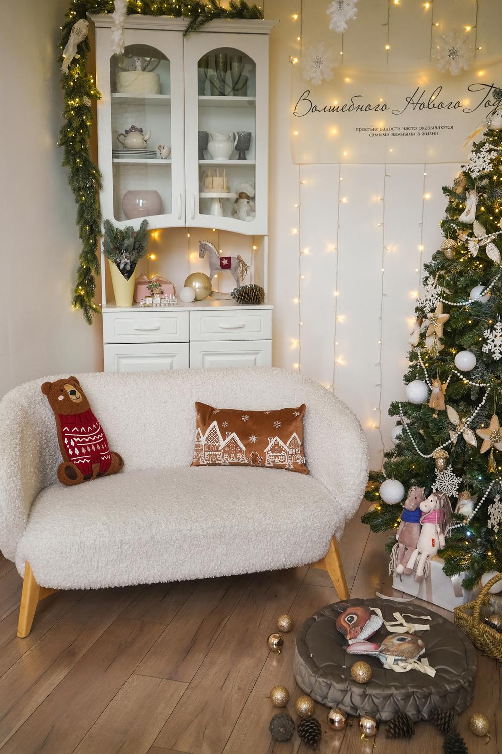 залы - Зал FAMILY - клик на превью - переход к просмотру 