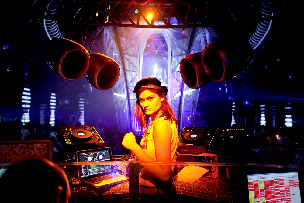 Night-Live