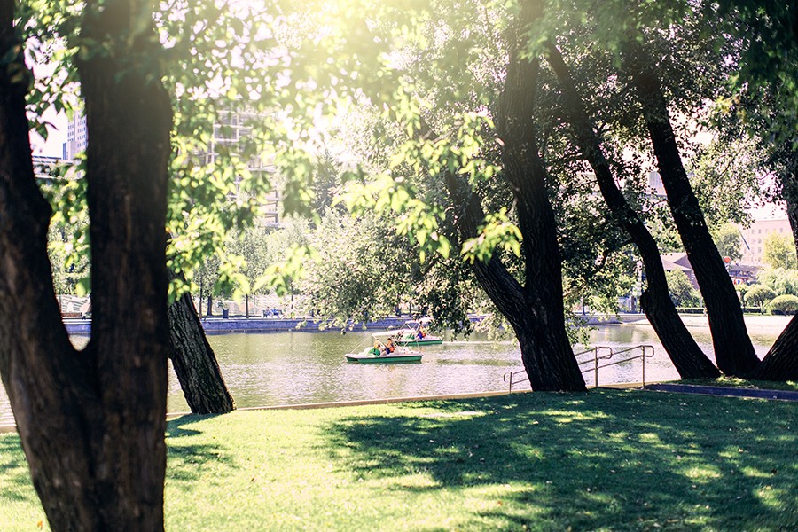 Прогулка в парке горького