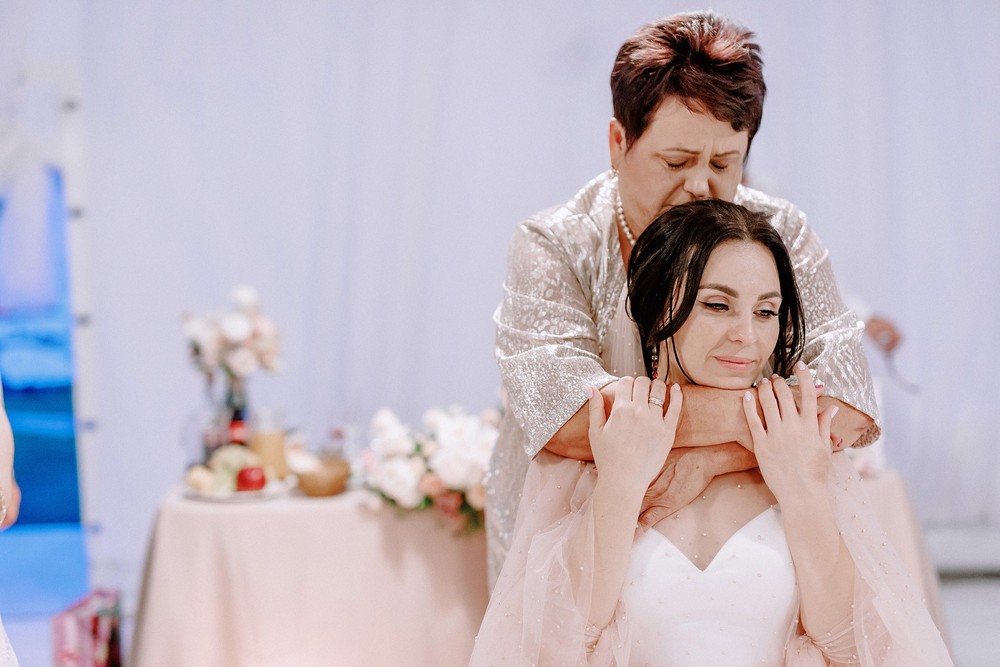 Лена Ацамаз
