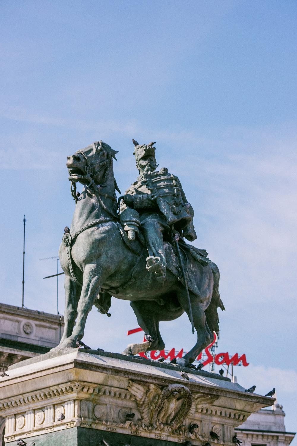 Италия