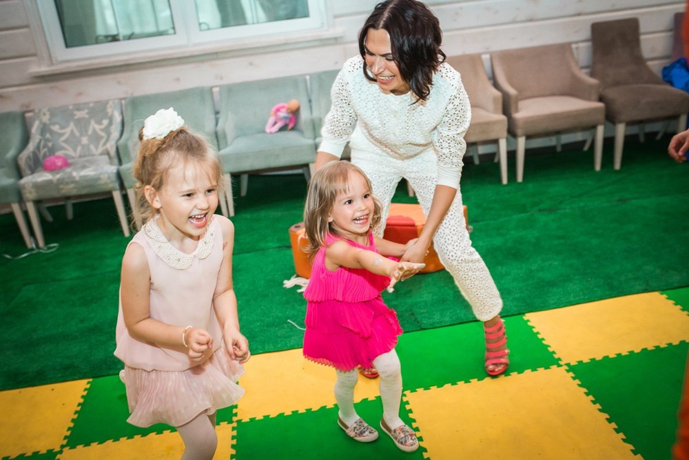 KIDS - Лизе 3 годика