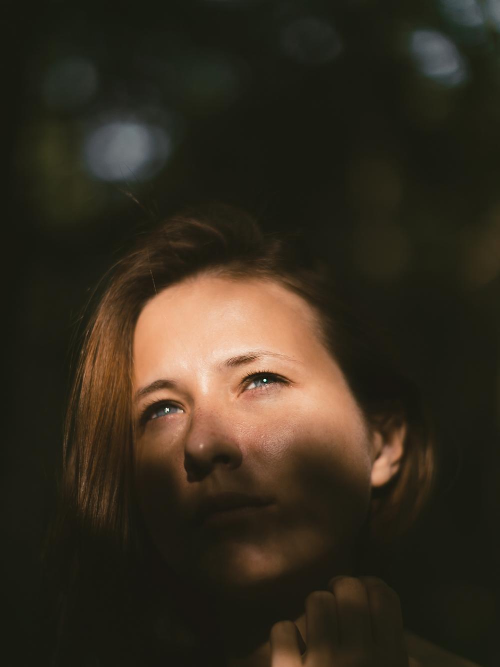 PORTRAIT - в лесу