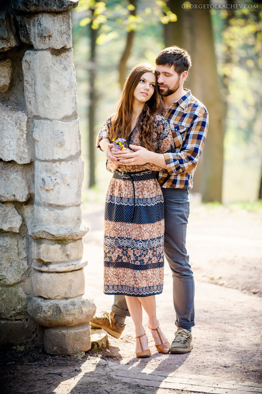 LOVESTORY (ЛАВСТОРИ) - Саша + Катя - Лавстори Саши и Кати в Царицыно, Фотограф Георгий Толкачев