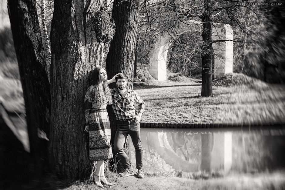 LOVESTORY (ЛАВСТОРИ) - Саша + Катя - Лавстори Саши и Кати в Царицыно, Фотограф Георгий Толкачев