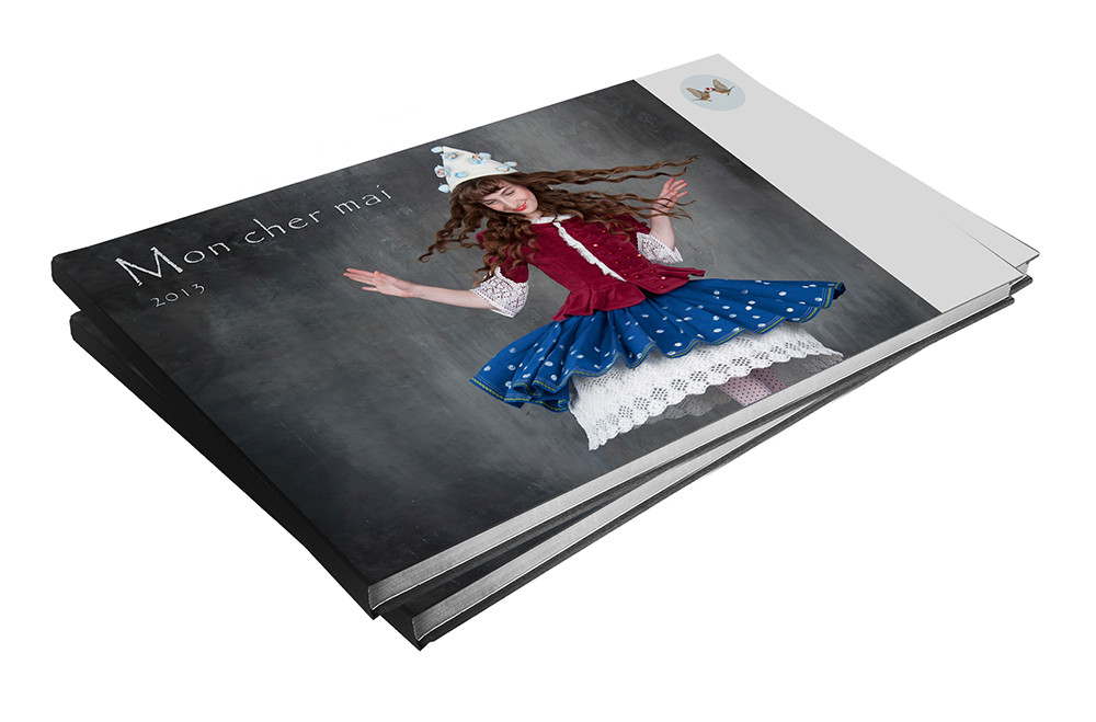 Catalogs. Art direction.