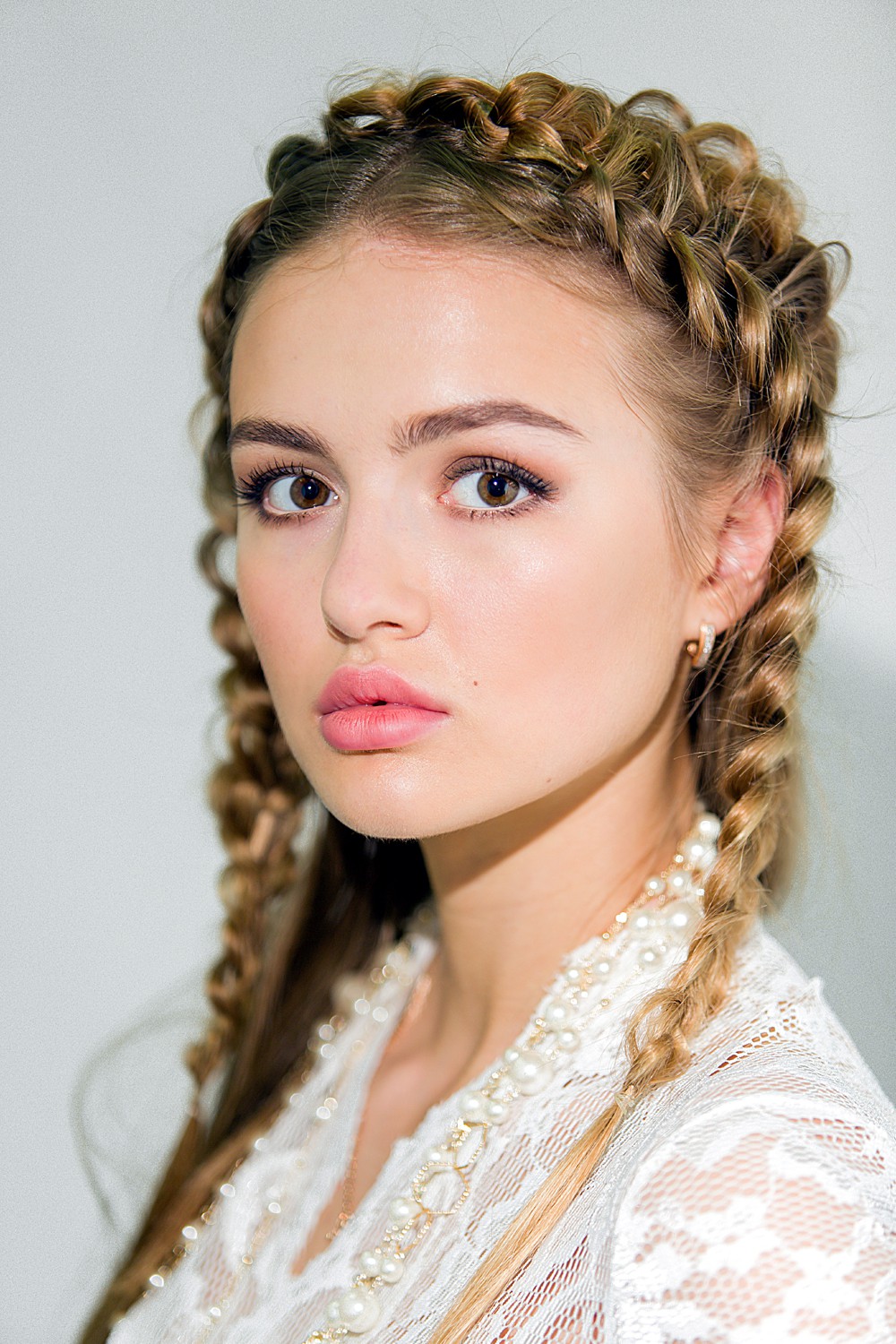 Trucco per la sposa. Foto Aleksey Ankushev