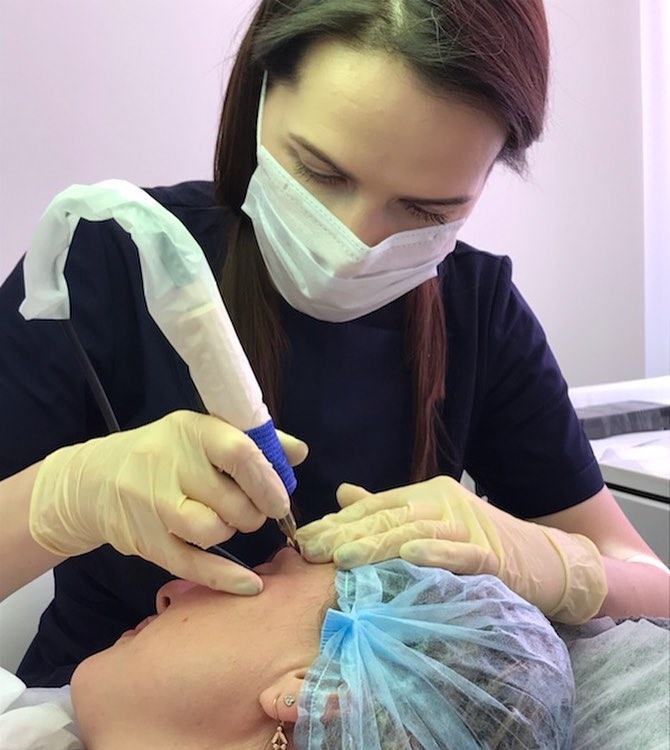 La procedura di trucco permanente