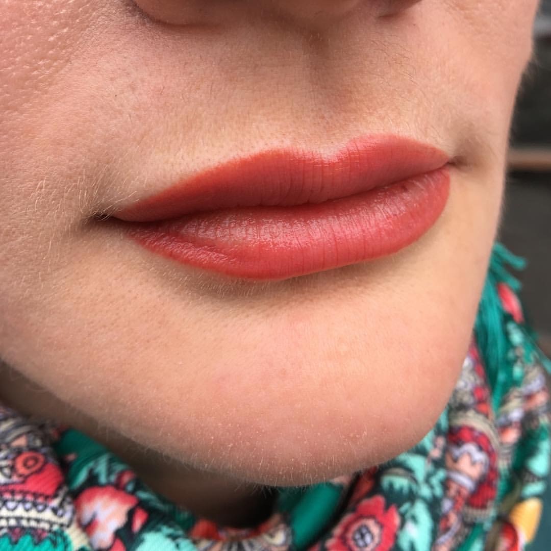 Trucco Permanente delle labbra (subbito dopo trattamento)