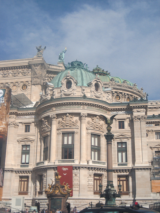 Испания, Париж