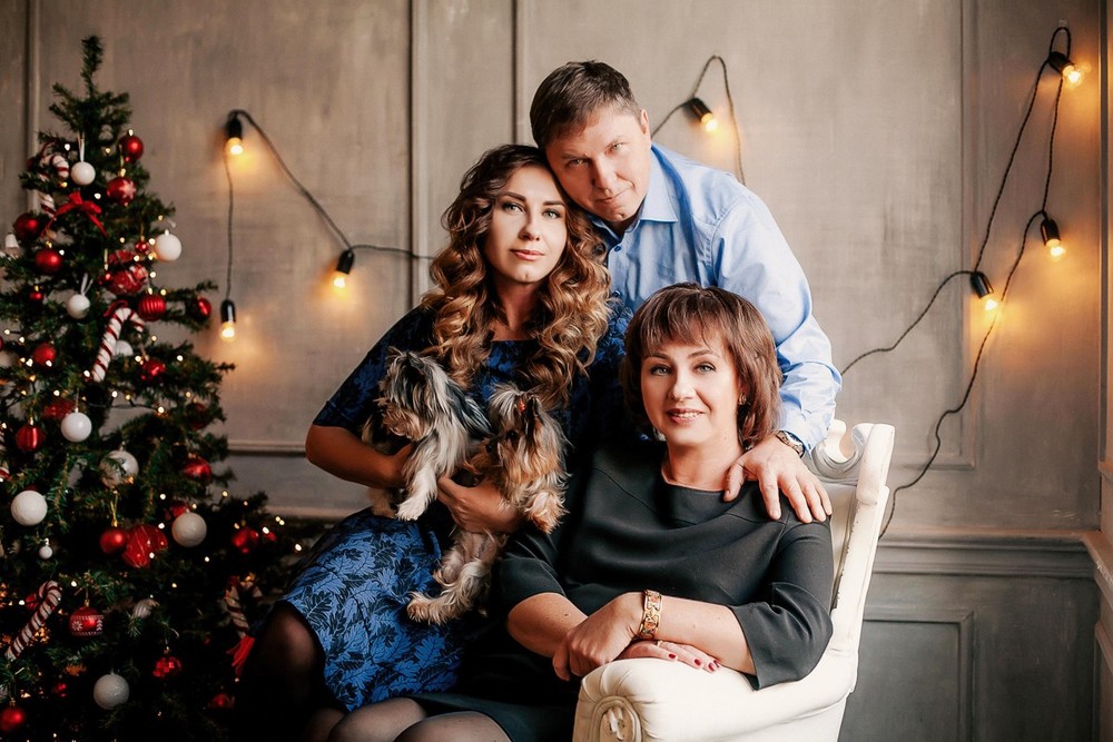 * F A M I L Y *