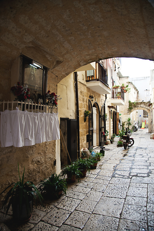 Bari