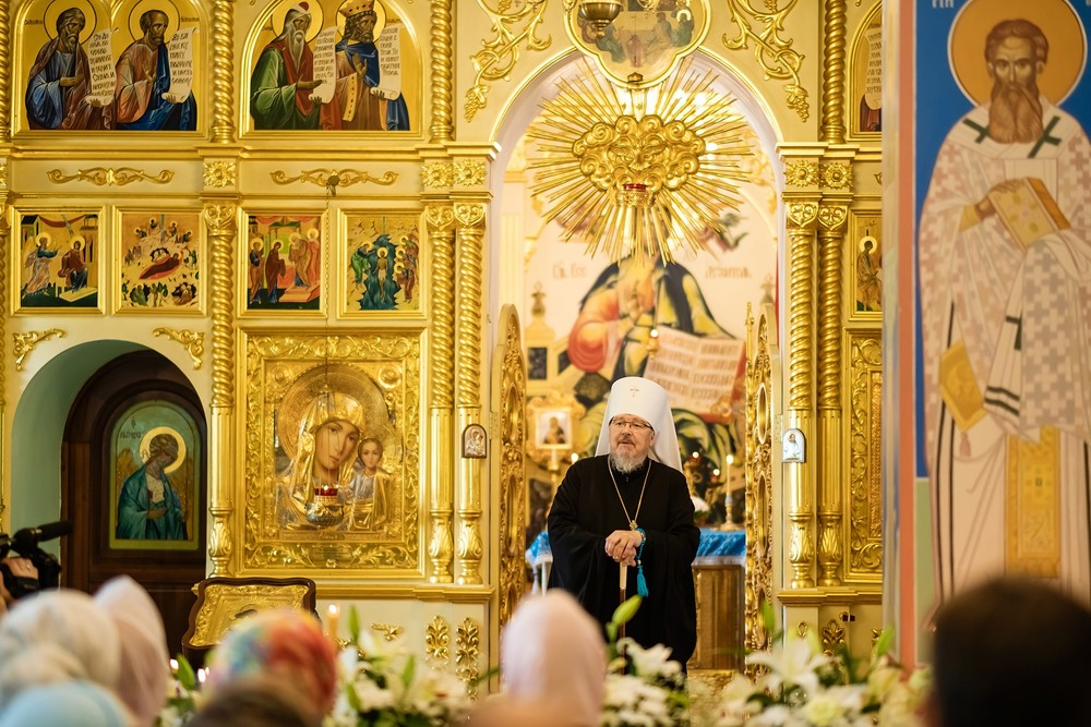 митрополит Красноярский и Ачинский Пантелеимон успенский мужской монастырь Енисей храм церковь монах