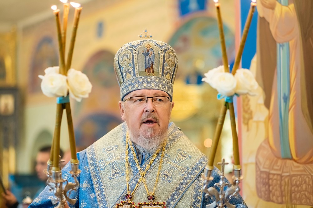 митрополит Красноярский и Ачинский Пантелеимон успенский мужской монастырь Енисей храм церковь монах