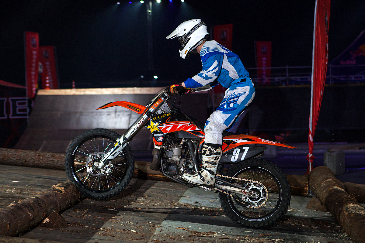 Эндурокросс (“Enduro-X”)  Фестиваль экстремальных видов спорта «ПРОРЫВ»  
