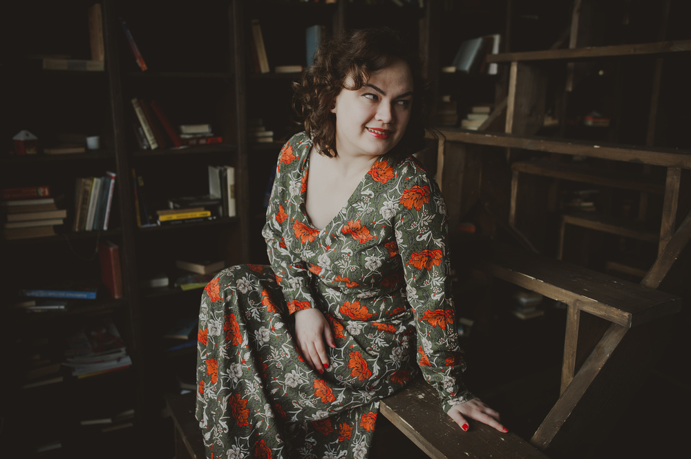 Цвет дня: алый |	PORTRAITS