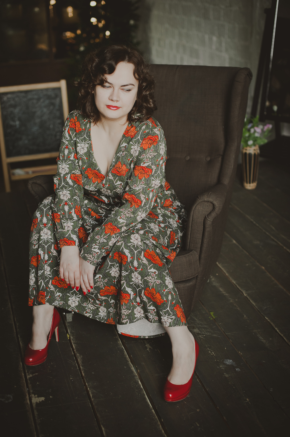 Цвет дня: алый |	PORTRAITS