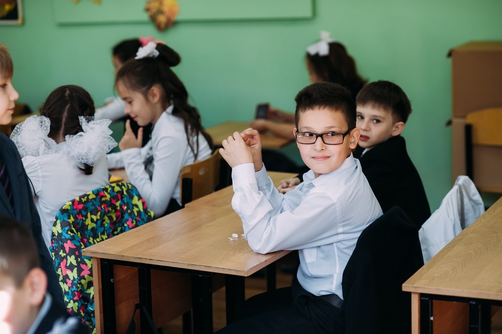 Снова в школу |    SCHOOL