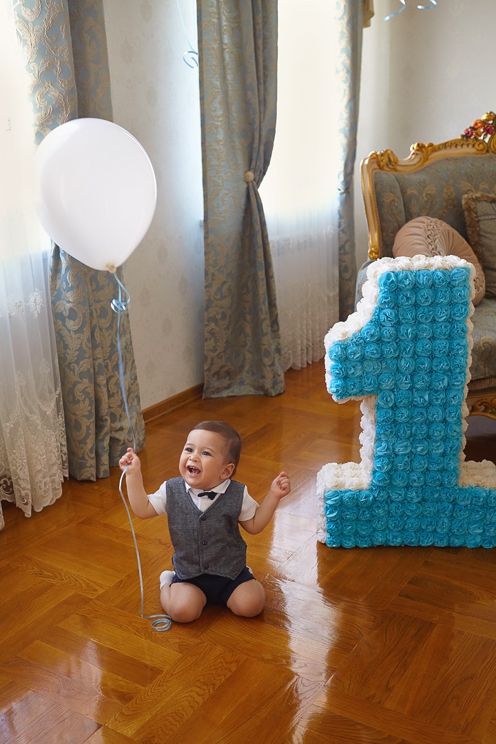 фотосессия на годик, фотосъемка годовасия, первый день рождения